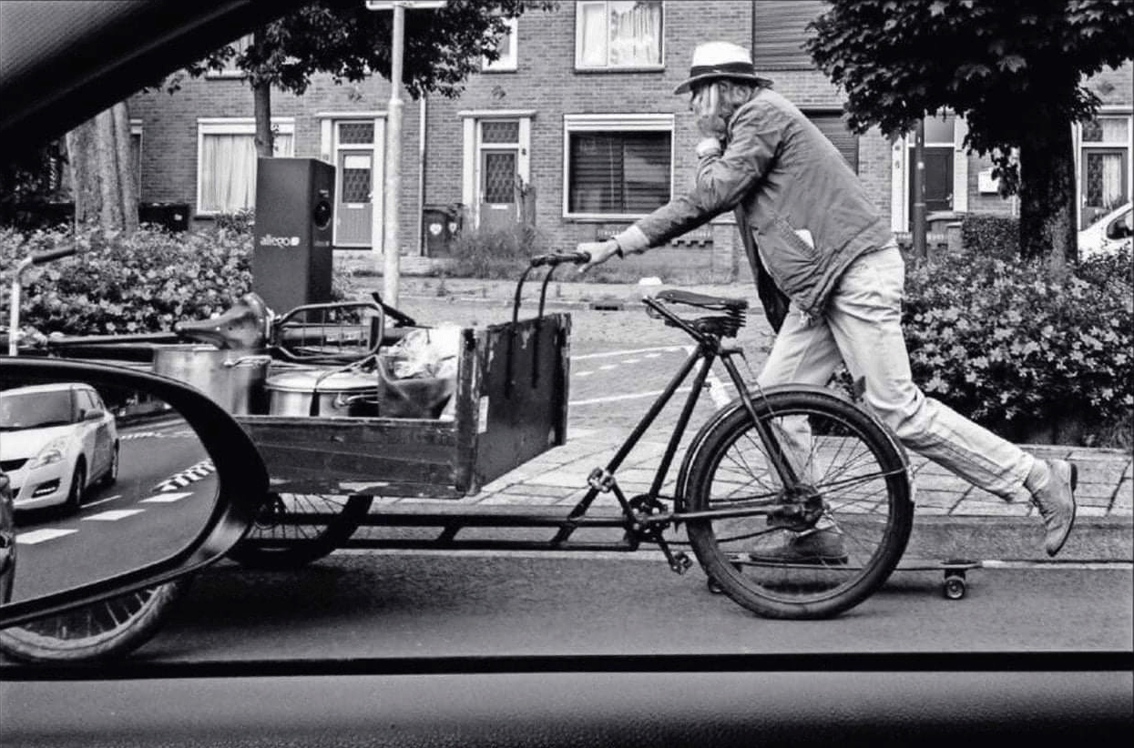 (Ome) Sieds Markus transporteert met bakfiets al 20 jaar
